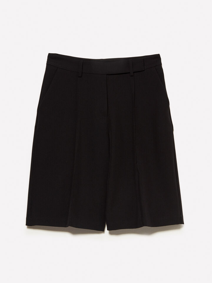 Bermuda neri relaxed fit - pantaloni shorts da donna - Nero | Sisley image number 5